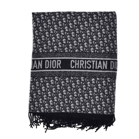 christian dior blanket dupe.